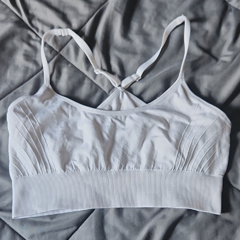 Elegant White Sports Bra